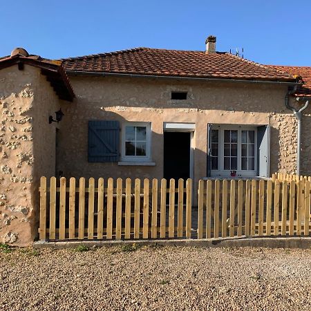 Studio indépendant à Brantôme en Périgord Puyjoubert Extérieur photo